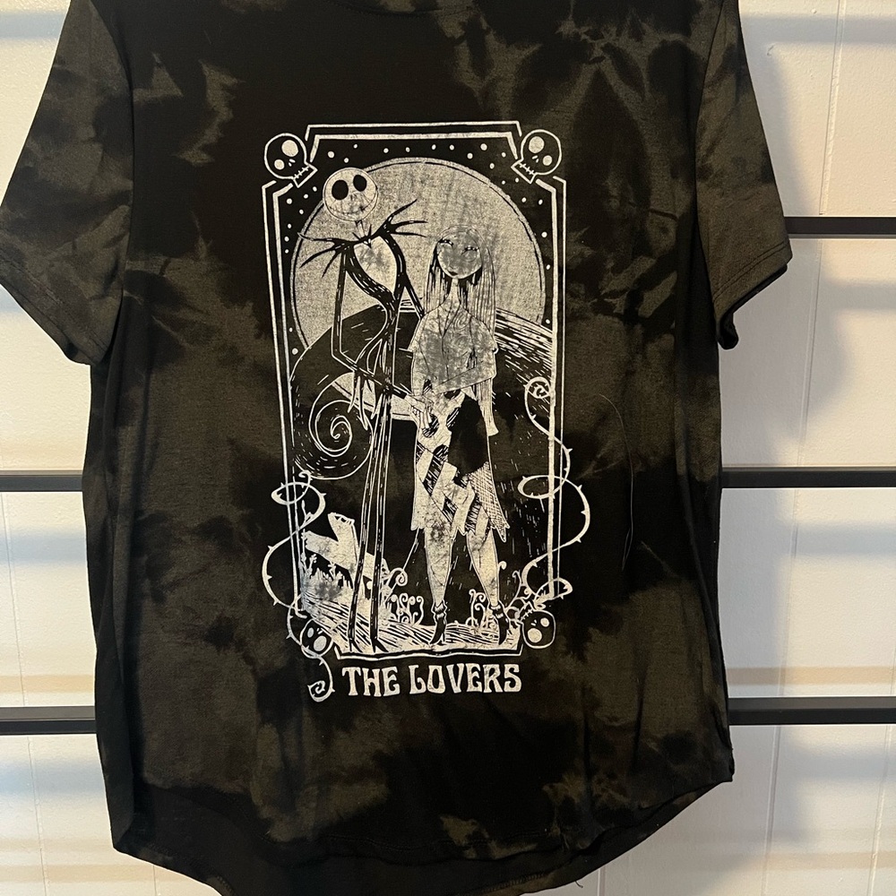 EUC Kids Size XL 15-17, DISNEY, THE LOVERS, Short Sleeve Top, A15